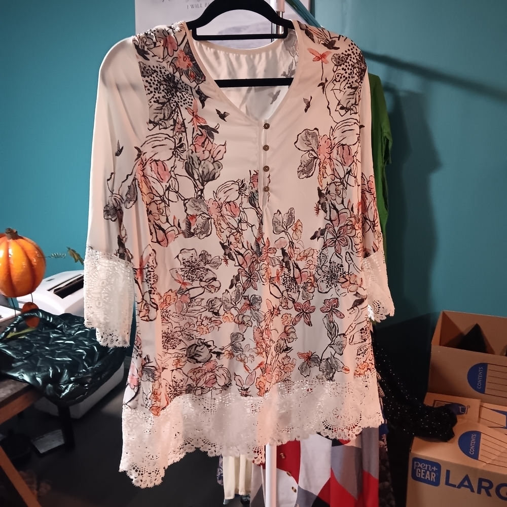 Floral Lace Trim Women's Top
